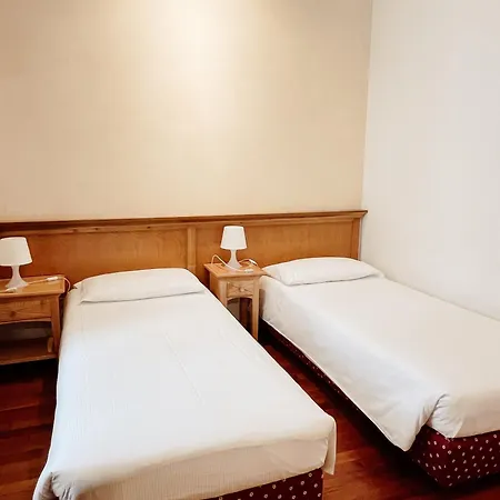 Gorizia Inn 게스트하우스 4*