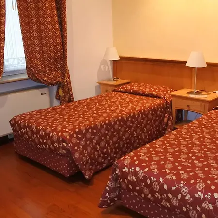 Πανσιόν Gorizia Inn 4*